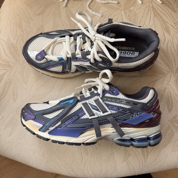 New Balance 1906a Shoes